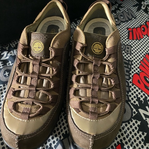 Timberland  Gore-Tex 22618 Dk Brown Nubuck Trainers - Picture 2 of 9